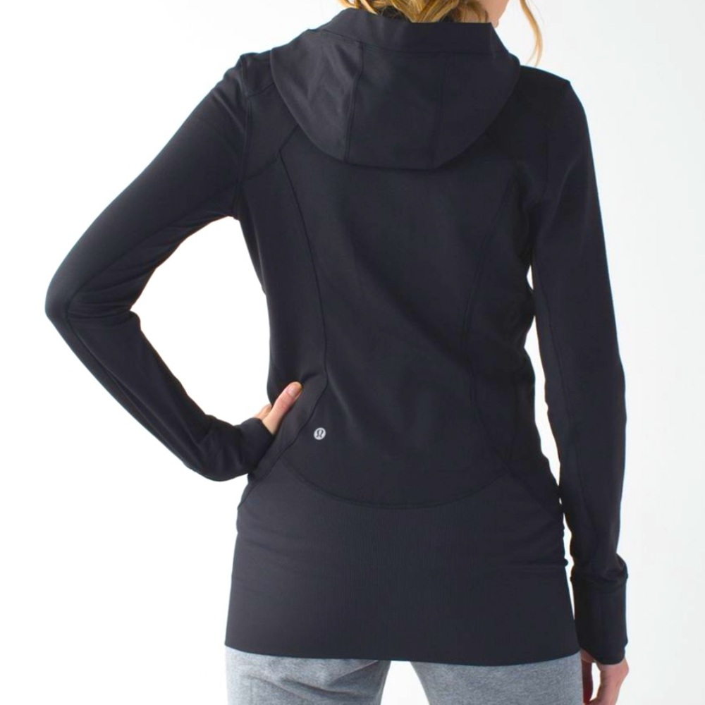 Lululemon **Free Shipping** Daily Practice Black w Hood Size 2 *Pre-Loved*